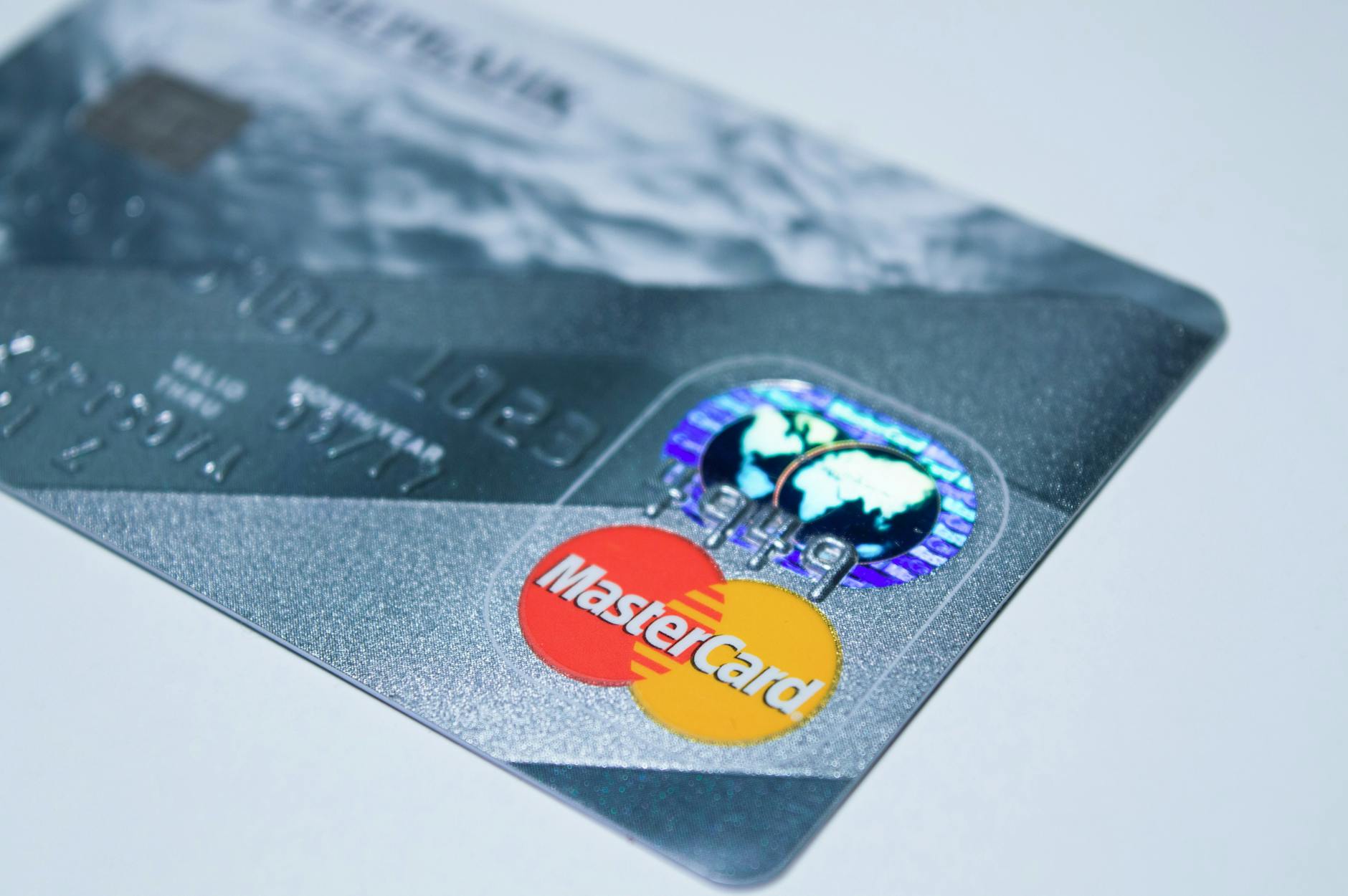 FURTO E CLONAZIONE DI CREDITO:QUANDO SI HA DIRITTO AL RIMBORSO