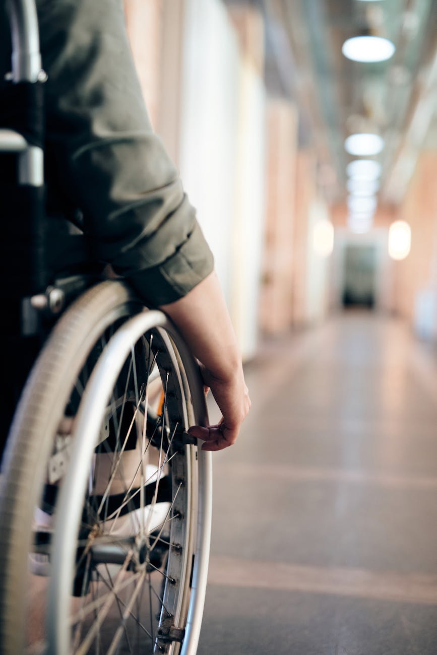 Disabili: indipendenza a rischio non solo per le barriere architettoniche